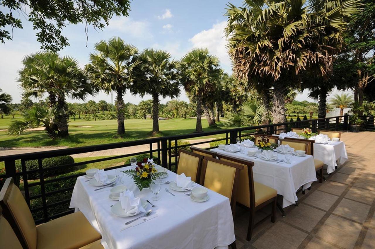 Suwan Golf & Country Club Nakhon Chai Si Exterior foto